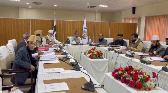 اسلامی نظریاتی کونسل کا اجلاس: انسانی دودھ بینک، اعضاء کی پیوند کاری اور اہم اسلامی احکام پر غور