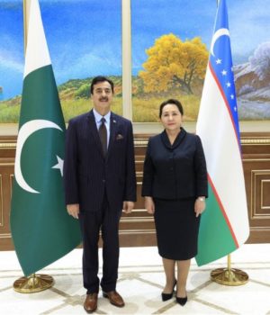سینیٹ چیئرمین گیلانی اور ازبک ہم منصب کے درمیان بین الپارلیمانی تعاون کے فروغ پر تبادلہ خیال