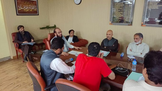 Sardar Yousaf reviews Hajj arrangements, assesses provision of vaccines at Haji Camps