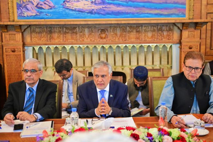 Dar visits Kabul, Pakistan, Afghanistan pledge to deepen bilateral ties