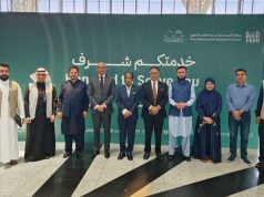 Director General Hajj Abdul Wahab Soomro, Director Hajj Madinah Zia-ur-Rehman, and senior officials on Tuesday morning, April 29, 2025, warmly welcomed the season’s first Hajj flight from Islamabad, carrying 393 pilgrims at he Prince Mohammad Bin Abdulaziz International Airport, Madinah.