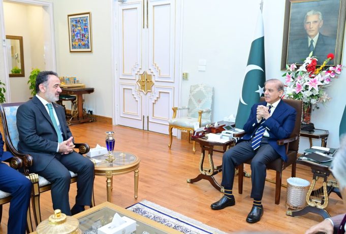Pakistan urges calm amid Pahalgam tensions, offers int’l probe: PM Shehbaz