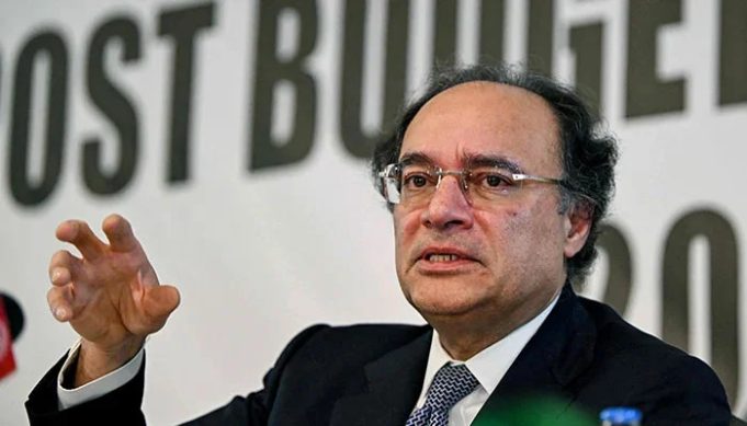 Finance Minister Aurangzeb assures business community of stability amid US tariff concerns