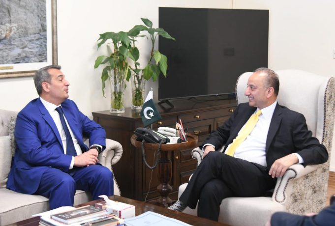 Pakistan, Azerbaijan explore defence, green energy partnerships