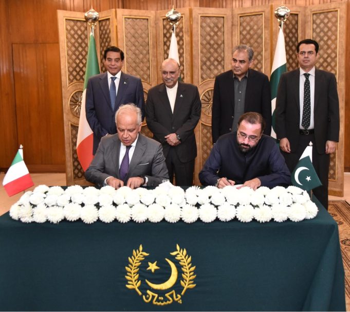 Pakistan, Italy sign landmark MoUs on legal migration, labor mobility & combating human trafficking