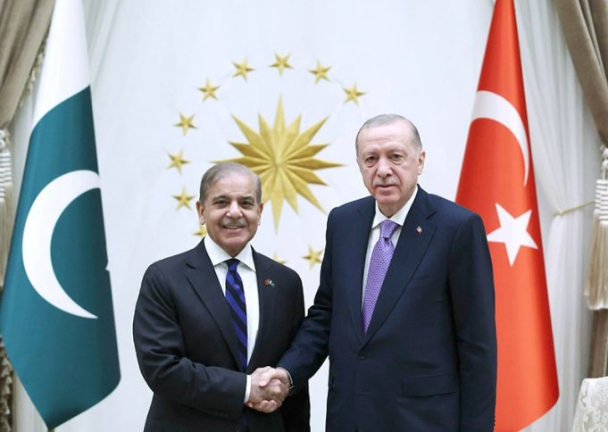 Erdogan condoles loss of lives in Indian missile strikes, reaffirmed Turkiye’s unwavering support for Pakistan