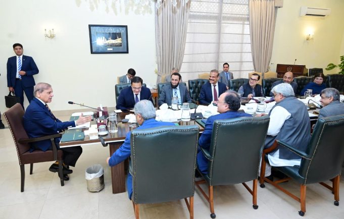 PM orders crackdown on tax evaders, pushes for expansion of tax net to ease burden on citizens