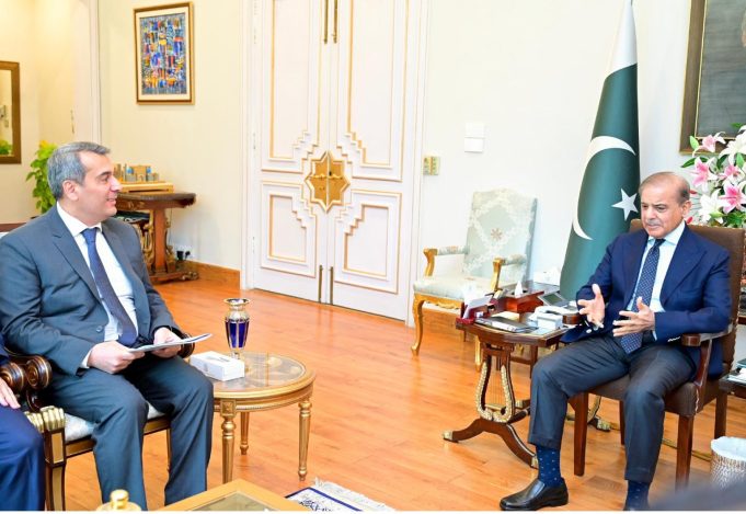 PM Shehbaz thanks Azerbaijan, UAE for support during South Asia tensions; reaffirms commitment to regional peace