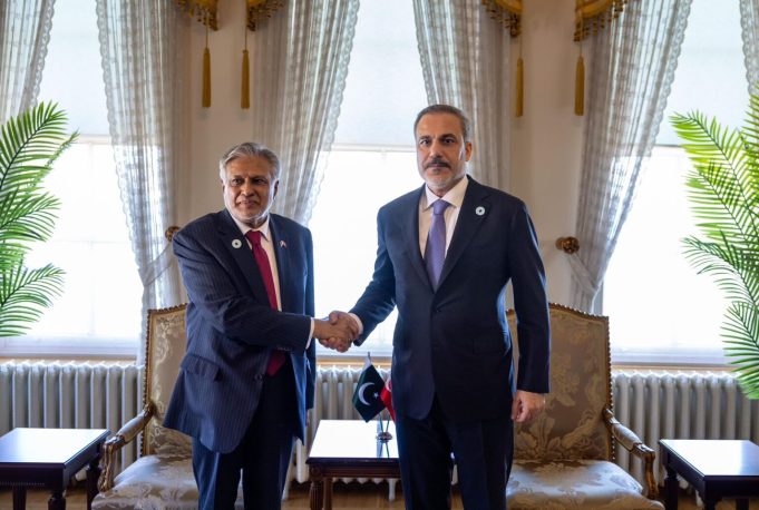 Ishaq Dar engages Turkish, UK counterparts on bilateral, regional issues
