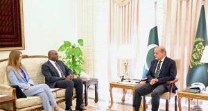 UK Foreign Secretary David Lammy meets PM Shehbaz, reaffirms support for regional peace