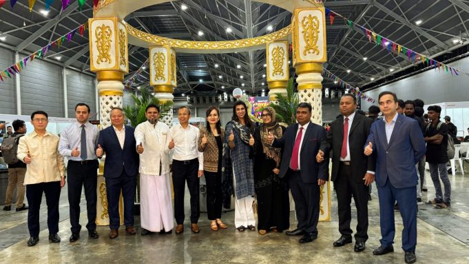 Pakistan showcases culture, cuisine at ‘Asian Village Festival’ in Singapore
