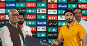 Mansehra’s Muhammad Ali Swati honoured with PSL’s ‘Hamaray Heroes’ award for life-saving bravery