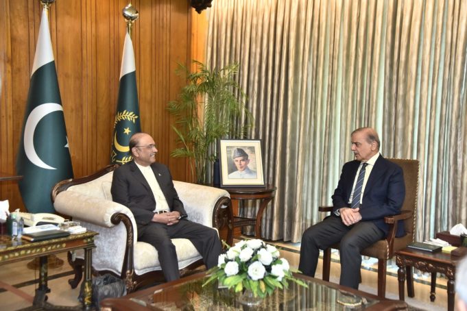 Prime Minister Muhammad Shehbaz Sharif briefs President Asif Ali Zardari on the decision to promote General Syed Asim Munir to the rank of Field Marshal during a high-level meeting at the President House.