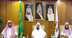 Al-Sudais directs shortened Friday Sermons, prayer intervals to protect pilgrims from heat, overcrowding during Hajj