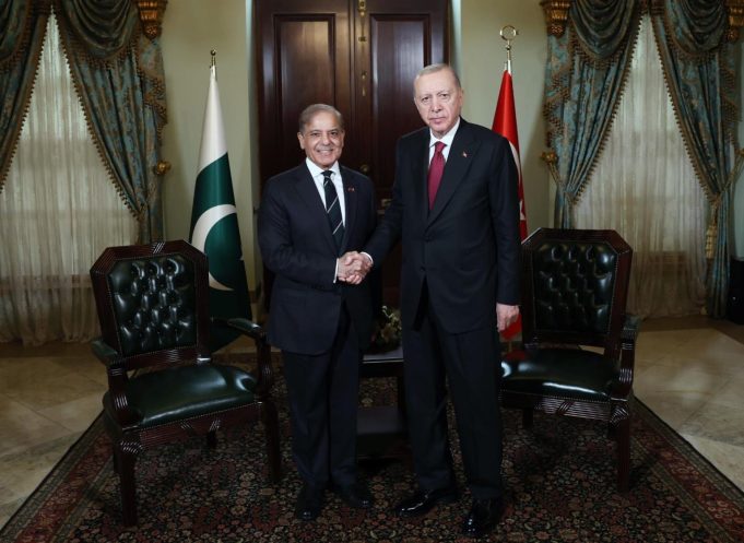 Pakistan, Turkiye reaffirm strategic partnership, vow to deepen multifaceted cooperation