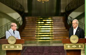 Pakistan, Iran pledge to deepen bilateral ties, promote regional peace