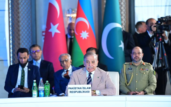 PM Shehbaz reaffirms Pakistan’s commitment to regional peace, highlights brotherhood with Azerbaijan, Turkiye at Trilateral Summit