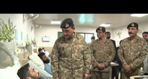 During a visit to CMH Rawalpindi, Army Chief General Syed Asim Munir praised the wounded for their valor and reaffirmed the military’s commitment to their treatment and rehabilitation.