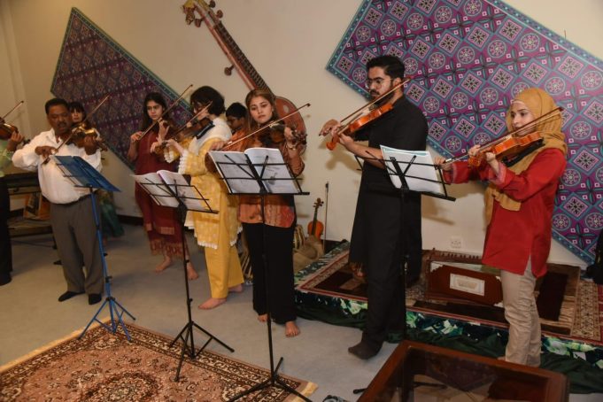 Romanian embassy, PNCA launch opera singing courses to foster cultural exchange