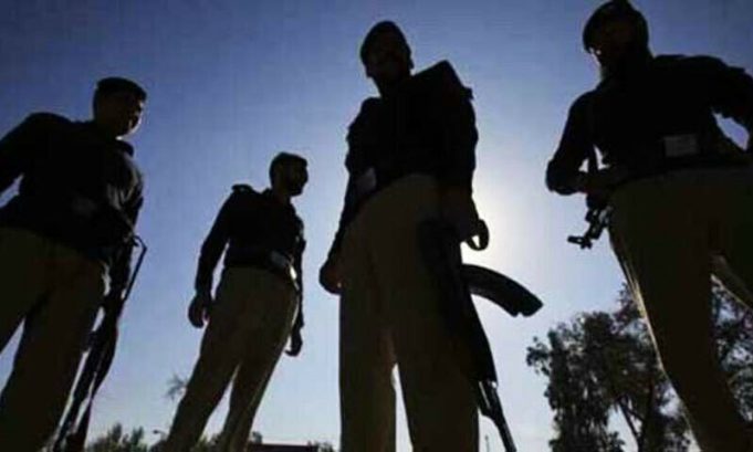 Four militants killed in Dera Ghazi Khan operation; President, PM laud police for foiling terror plot