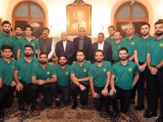 President Zardari urges cricketers to focus on game, not politics, during Bangladesh team reception