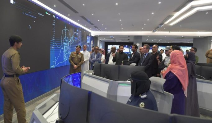 Int’l media delegations visit Hajj Command, Control Center in holy sites