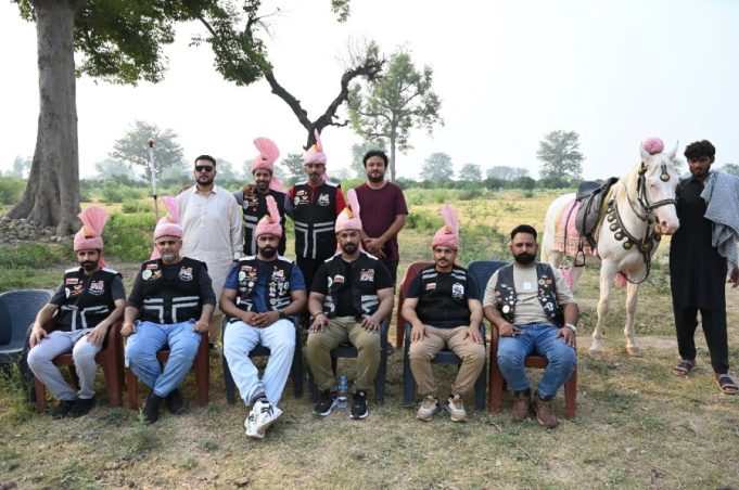 Omani bikers receive traditional welcome in Sargodha, celebrate Pakistan’s cultural heritage