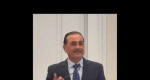 Field Marshal Asim Munir receives warm welcome from Pakistani diaspora in Washington D.C.