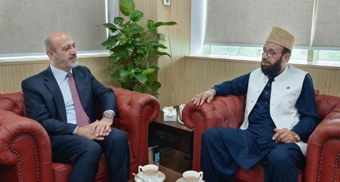Pakistan, Turkiye vow to deepen cooperation in religious education, welfare initiatives