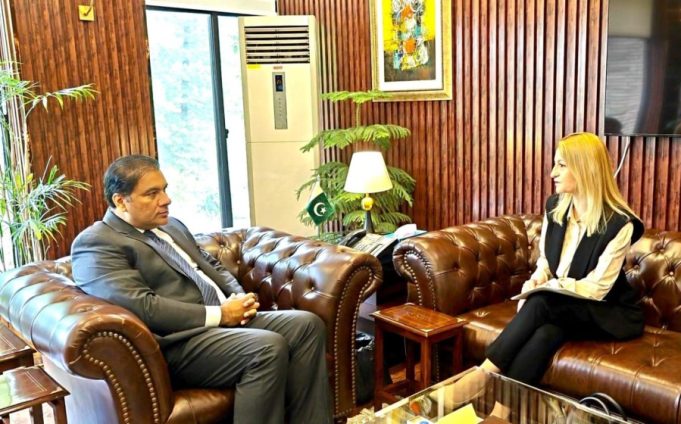 Bulgarian envoy, CDA chief discuss urban development, environmental cooperation