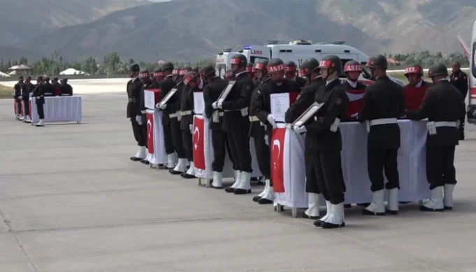 Pakistan offers condolences over death of 12 Turkish soldiers in Iraq