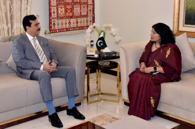 Gilani urges deeper Pakistan-Nepal ties, calls for boost in trade, tourism & SAARC revival