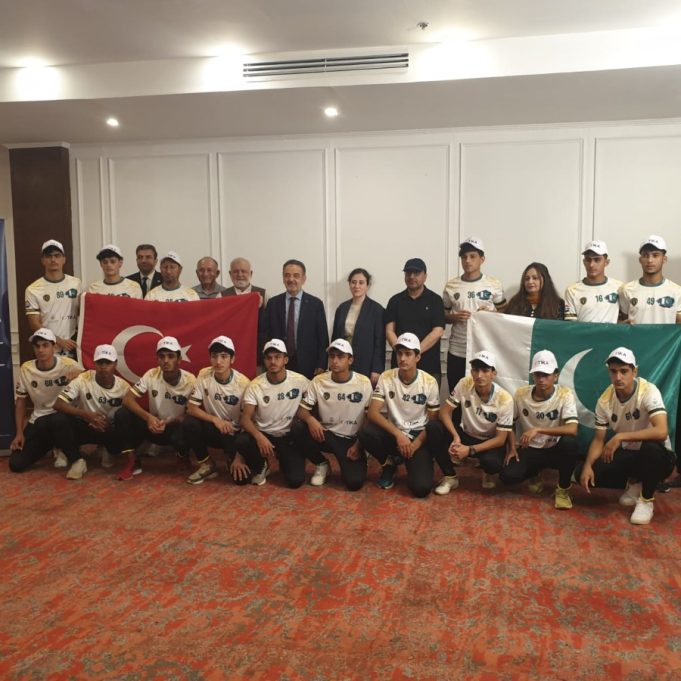 Turkiye champions Pakistan’s street children footballers ahead of Norway Cup 2025: TIKA hands over official team kit