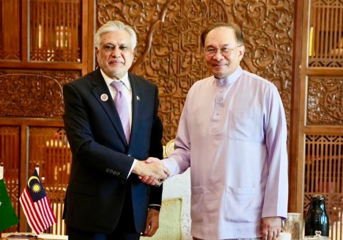 Ishaq Dar, Anwar Ibrahim pledge to deepen Pakistan-Malaysia ties, boost Halal trade, economic cooperation