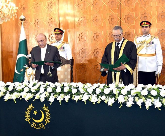 President Zardari administers oath to Justice Sardar Muhammad Sarfraz Dogar as Chief Justice of Islamabad High Court at Aiwan-e-Sadr