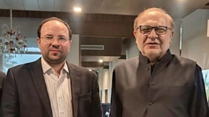 Durrani meets Russia’s new trade chief, calls for stronger economic, people-to-people ties