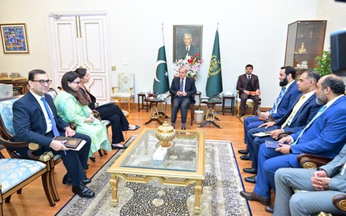 Pakistan, WEF pledge deeper cooperation on economic growth, gender inclusion, digitalization
