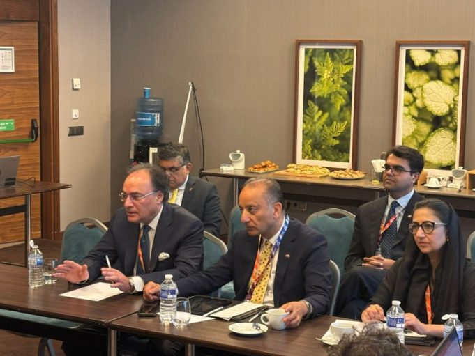 Pakistan urges climate-resilient development finance at global forum
