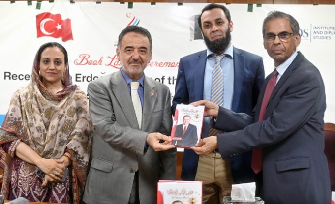 Erdogan – A unifying force for Muslim world: Minister Tarar hails Turkish President Erdogan at book launch