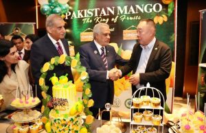 Ishaq Dar inaugurates Pakistan Mango Festival in Kuala Lumpur to boost agri-trade, cultural diplomacy