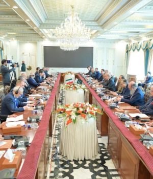Pakistan, Iran set $10 bln trade target as PM Shehbaz, President Pezeshkian reaffirm strategic ties
