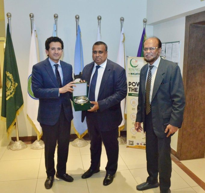 Pakistan, Bangladesh explore joint ventures in energy, mineral sectors