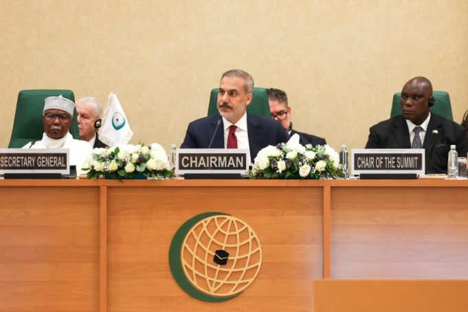 Turkish FM Hakan Fidan delivers opening address at OIC extraordinary foreign ministers’ session in Jeddah