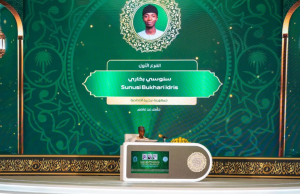 Grand Mosque screens bring global Quran competition to worshippers in real time