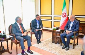 Dar reaffirms commitment to $10 bln trade target during meeting with Iranian president