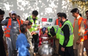TIKA distributes 15,000 hot meals to flood victims in Khyber Pakhtunkhwa