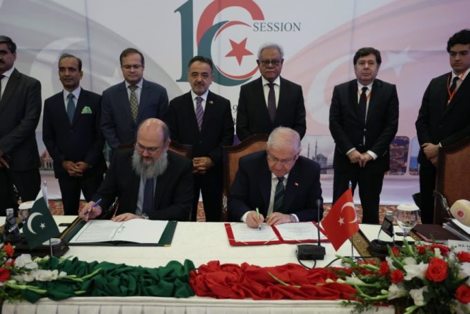 Turkish defence minister concludes Pakistan visit, both sides reaffirm strategic partnership