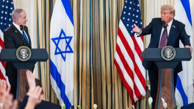 Trump unveils 20-point Gaza peace plan backed by Netanyahu, welcomed by Pakistan