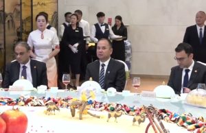President Zardari lauds Xi’s visionary leadership at Kashgar dinner; Chinese leader Nie Zhuang hails centuries-old Pak-China ties