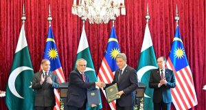 Pakistan, Malaysia sign six MoUs to deepen cooperation in education, tourism, halal certification, & anti-corruption efforts